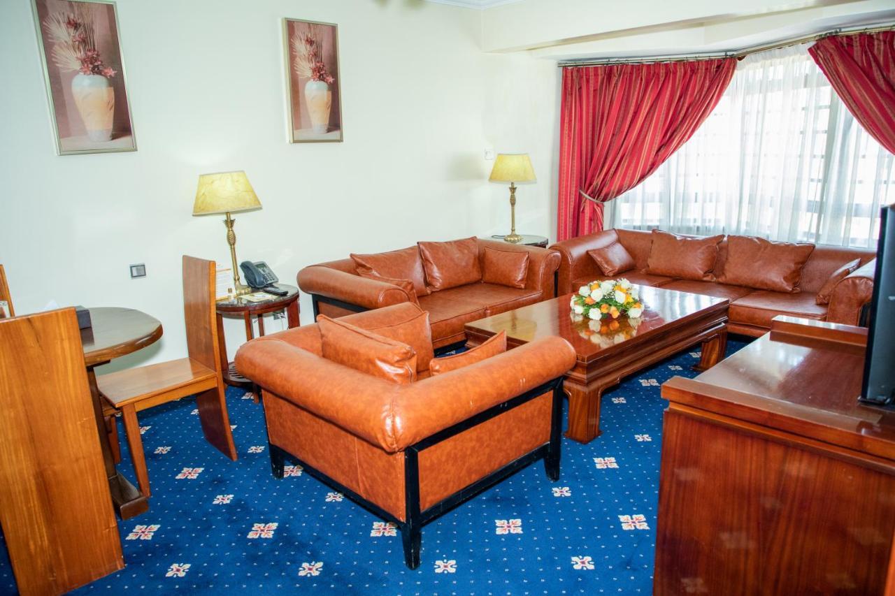 Weston Hotel Найроби Экстерьер фото
