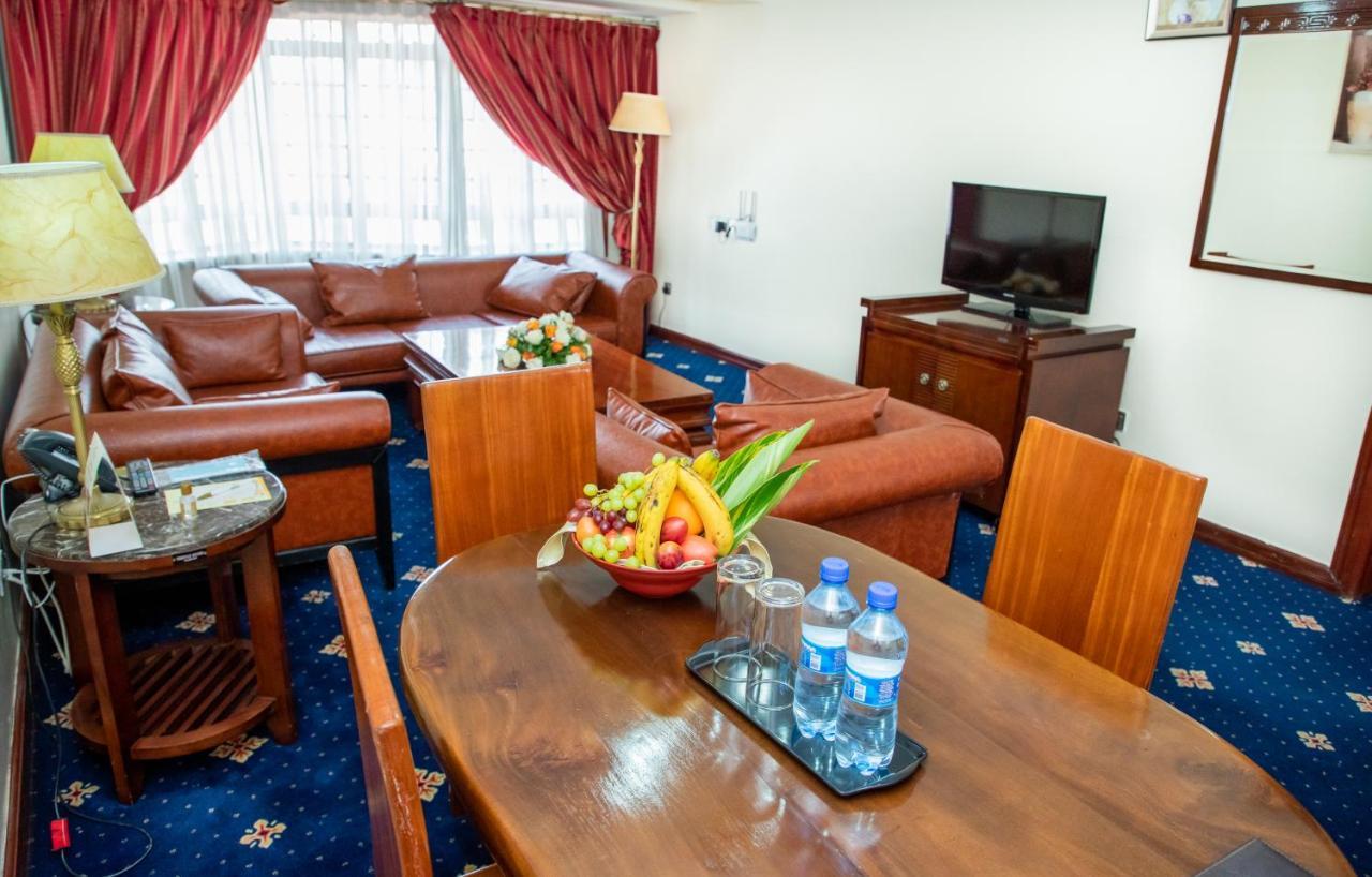 Weston Hotel Найроби Экстерьер фото
