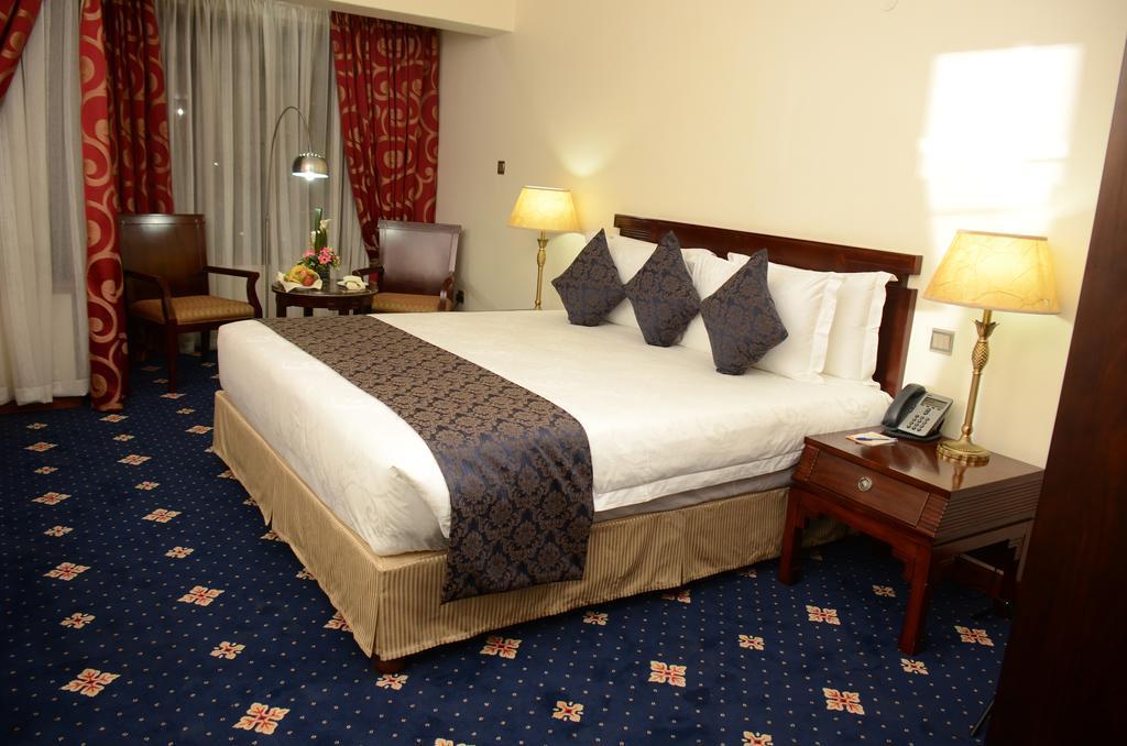 Weston Hotel Найроби Экстерьер фото